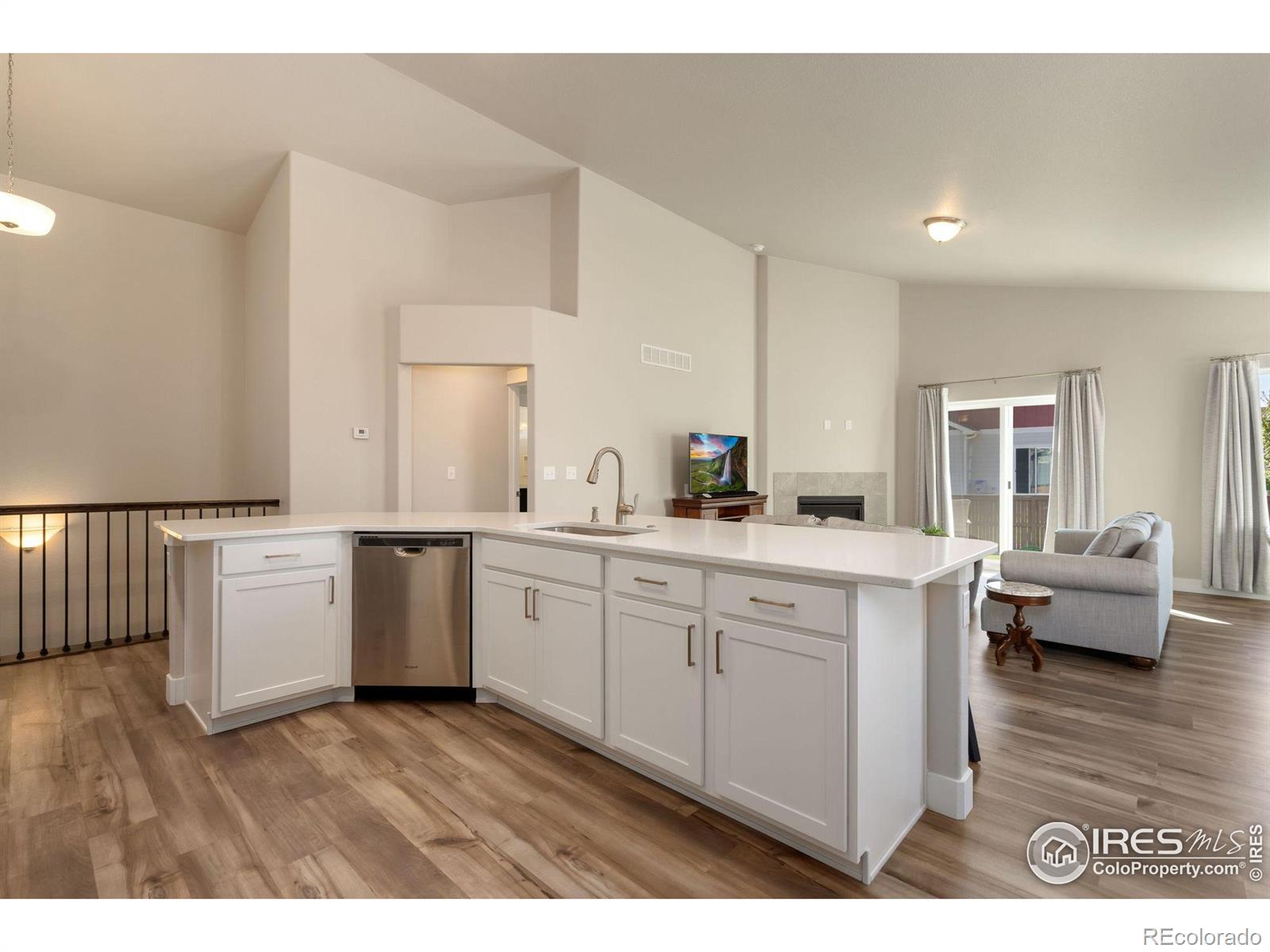 MLS Image #5 for 5486  vona drive,loveland, Colorado