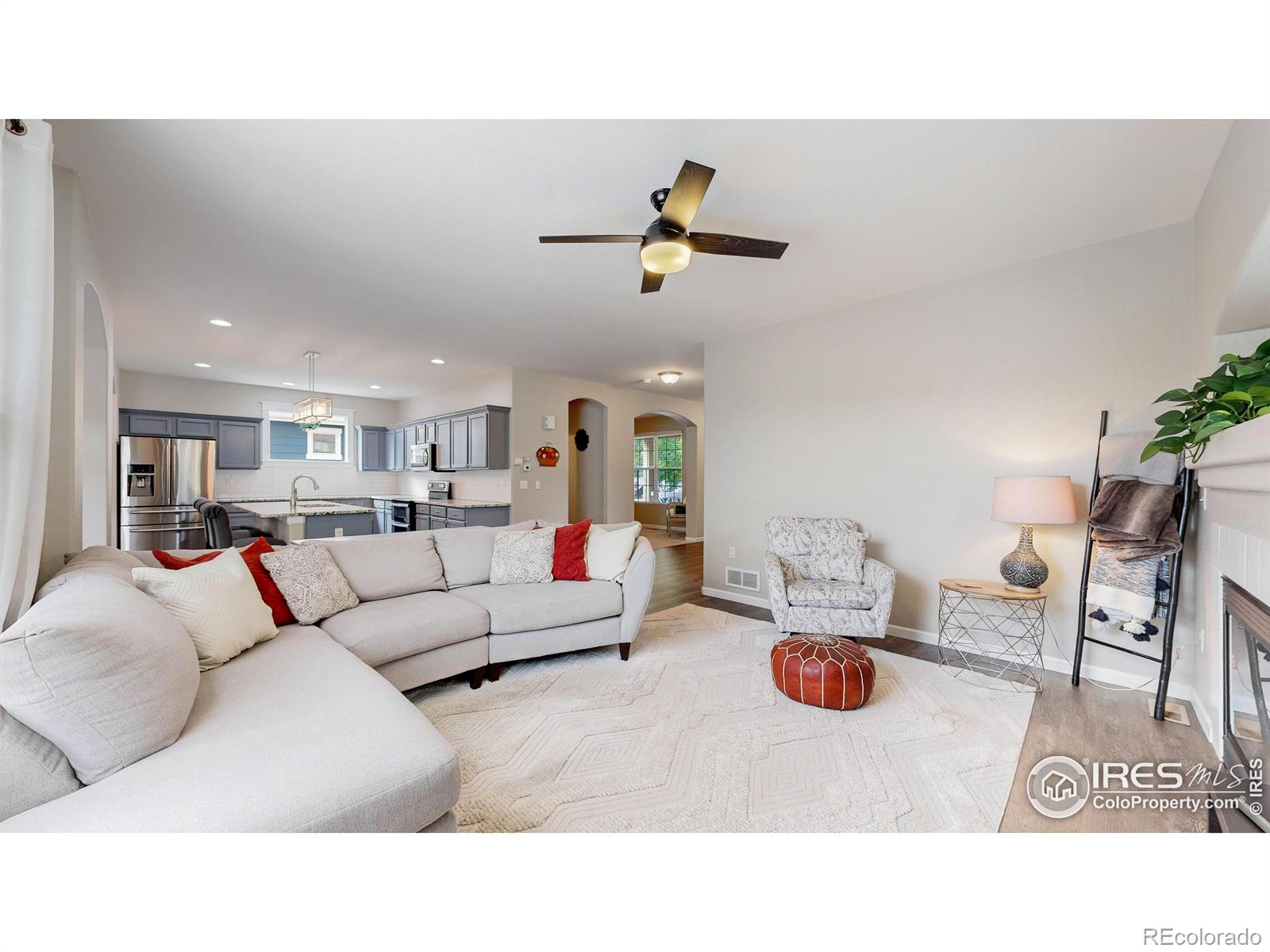 MLS Image #11 for 2155  harmony park drive,denver, Colorado