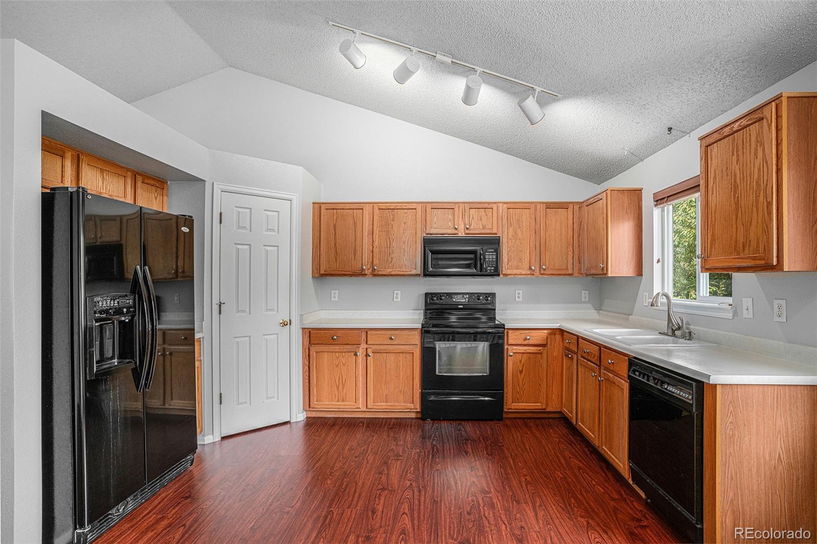 MLS Image #8 for 1554  cedarwood drive,longmont, Colorado