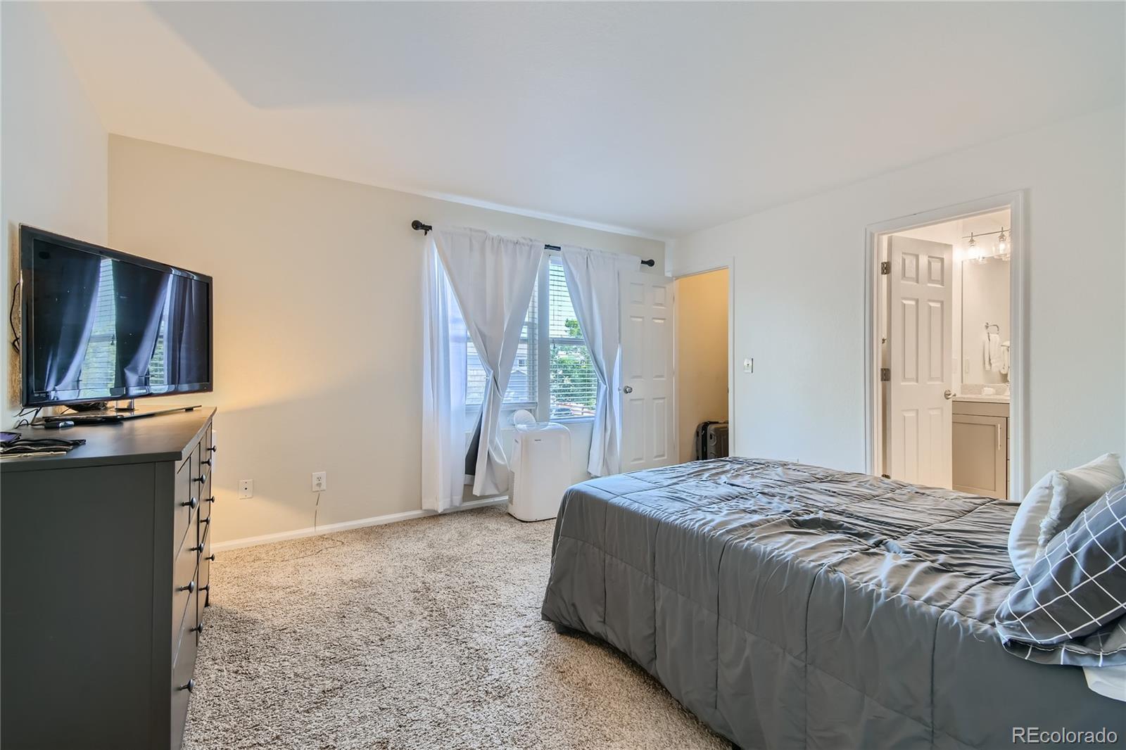 MLS Image #16 for 1120 e 78th place,denver, Colorado