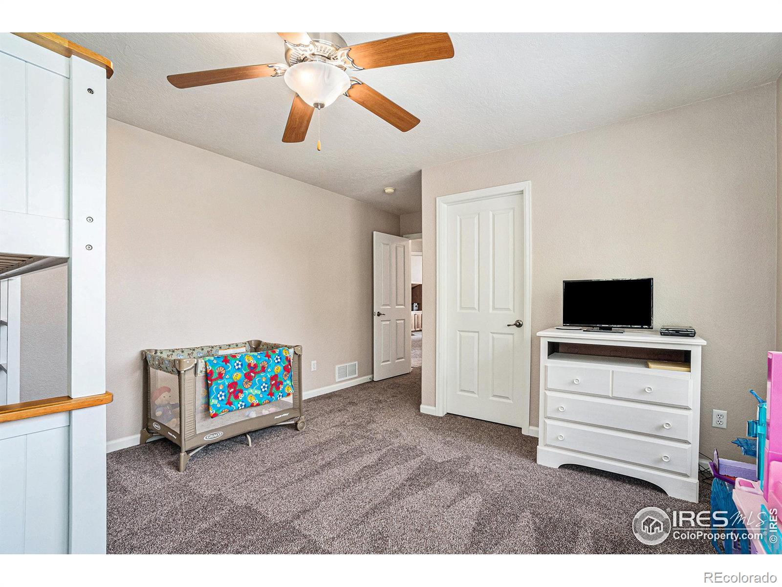 MLS Image #17 for 101  54th avenue,greeley, Colorado