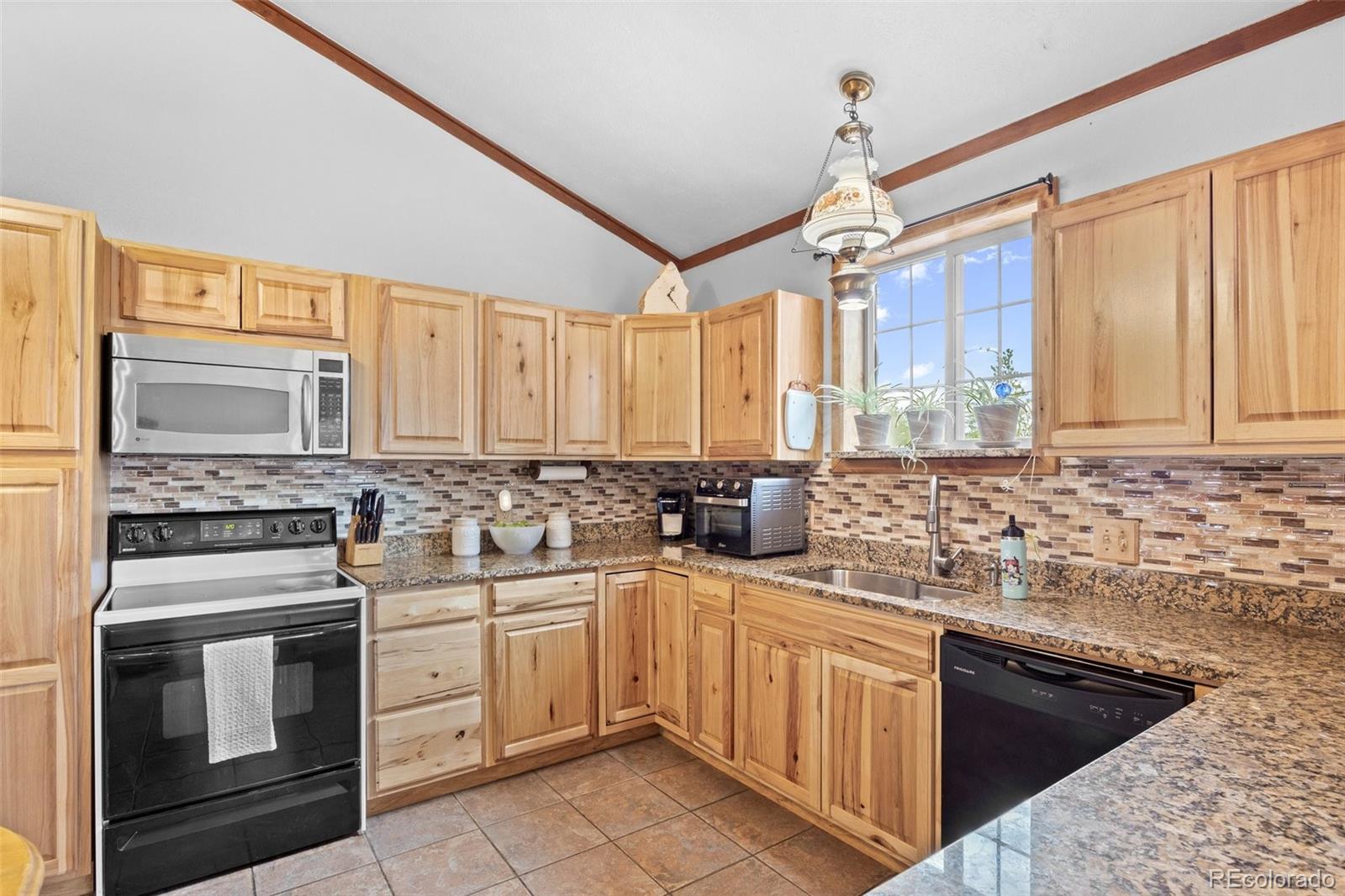 MLS Image #11 for 10699  crystal way,morrison, Colorado