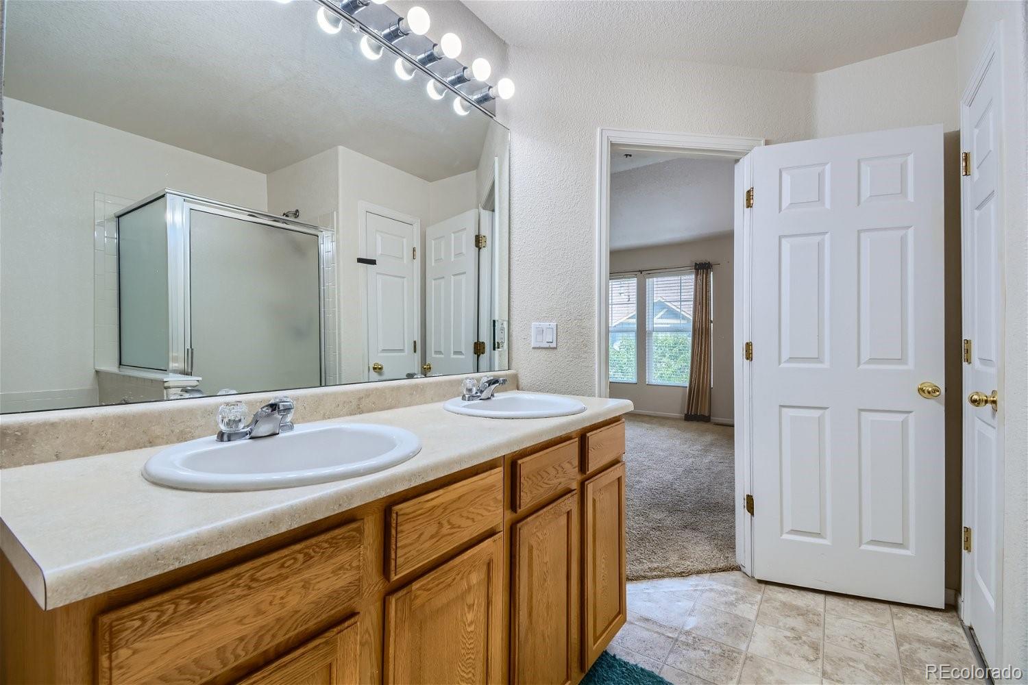 MLS Image #11 for 634 s norfolk way,aurora, Colorado