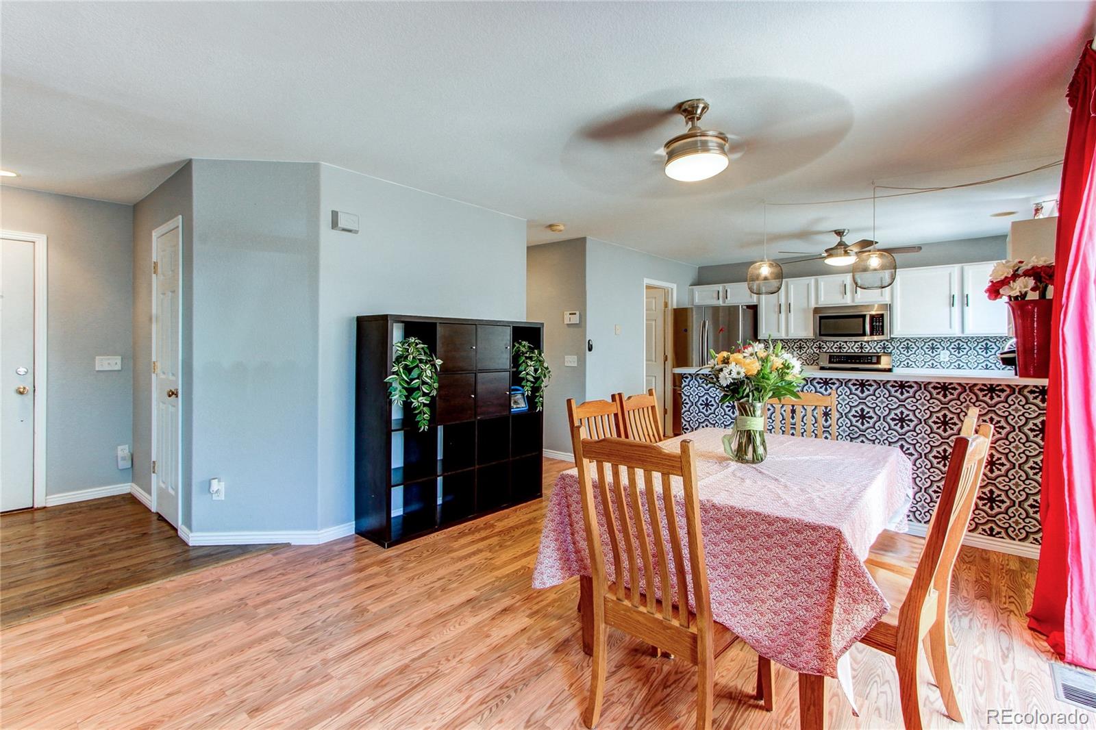 MLS Image #10 for 9335 e arizona place,denver, Colorado