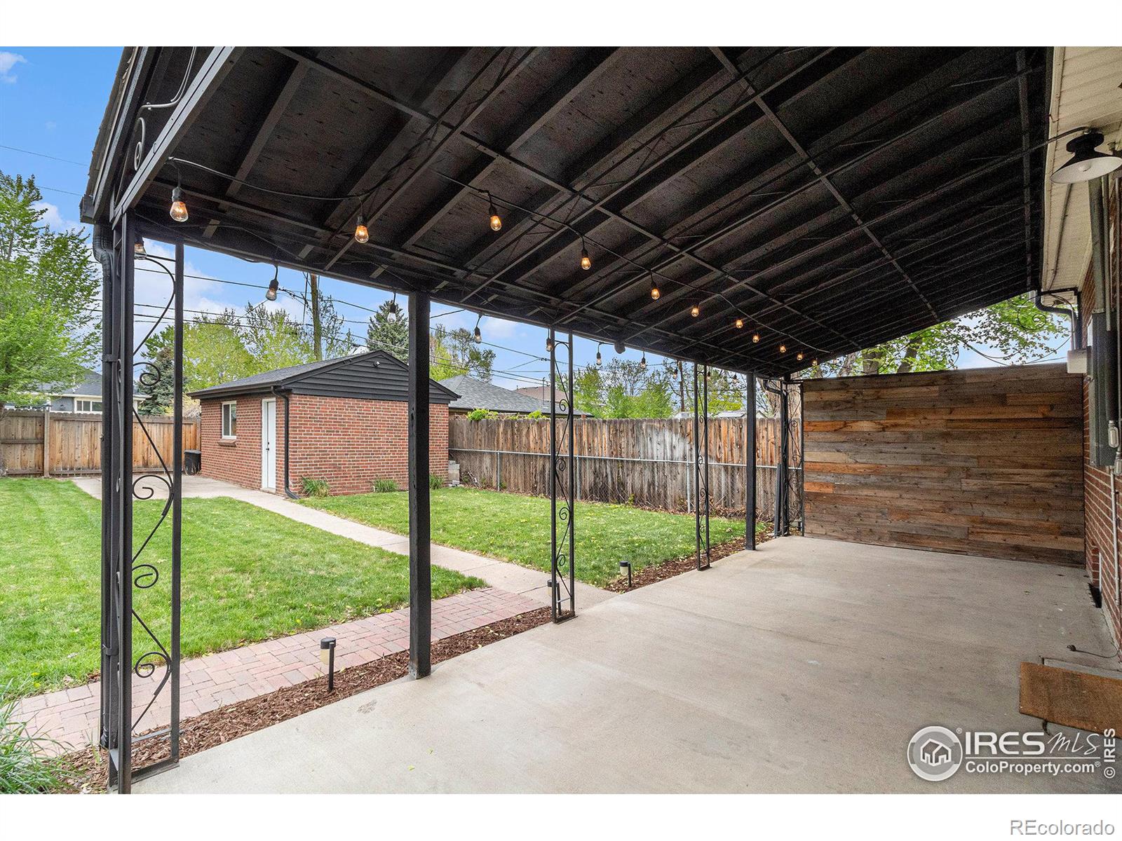 MLS Image #22 for 1527 s corona street,denver, Colorado