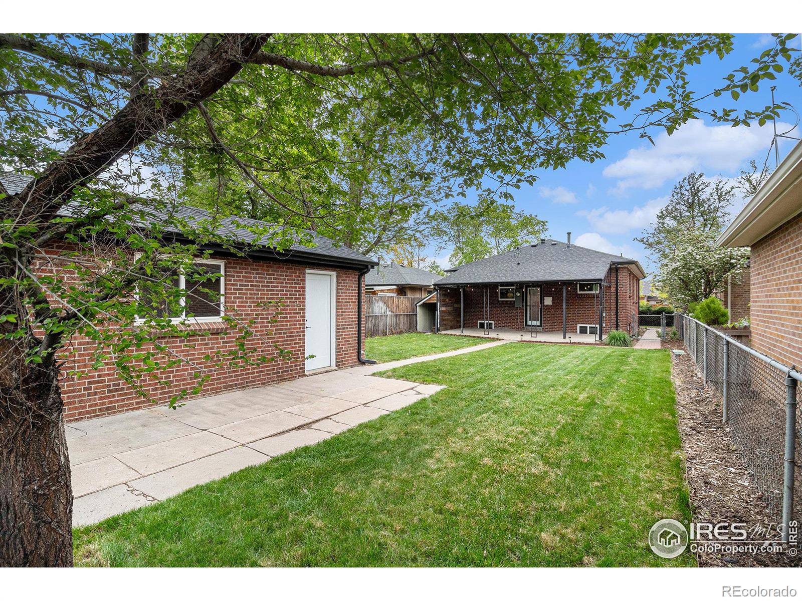 MLS Image #23 for 1527 s corona street,denver, Colorado