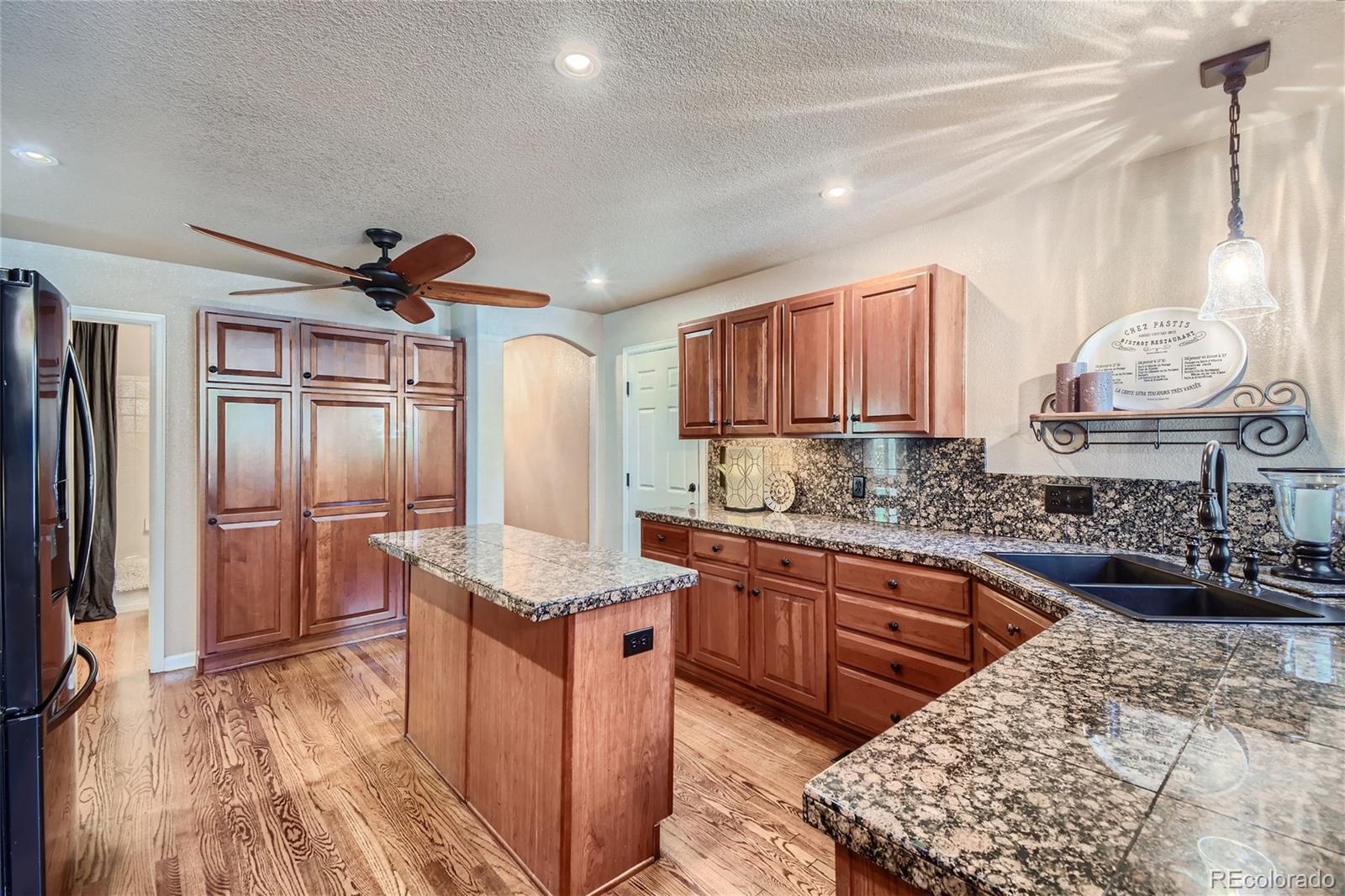 MLS Image #8 for 12674 e harvard circle,aurora, Colorado