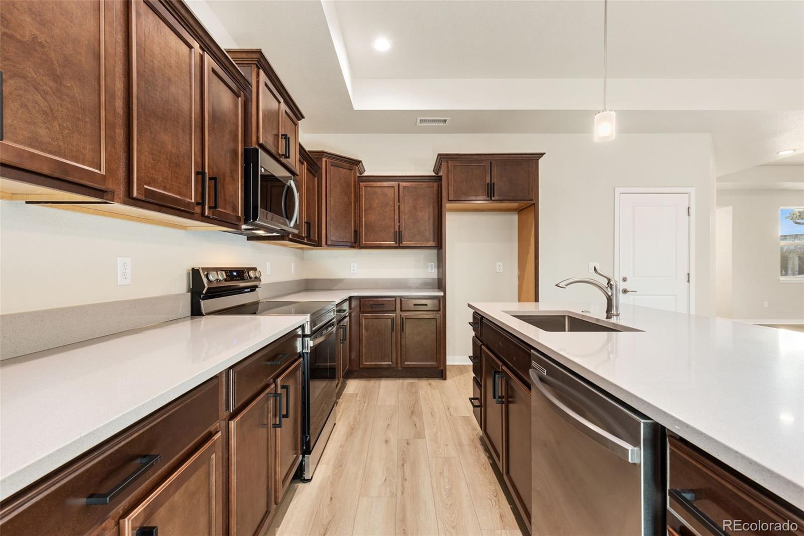 MLS Image #11 for 327  josef circle,fort lupton, Colorado