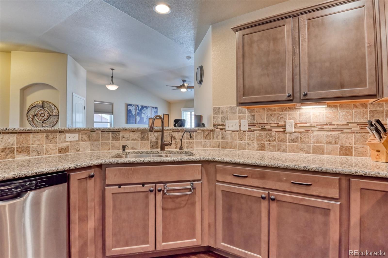 MLS Image #13 for 866  yellow jasper point,colorado springs, Colorado