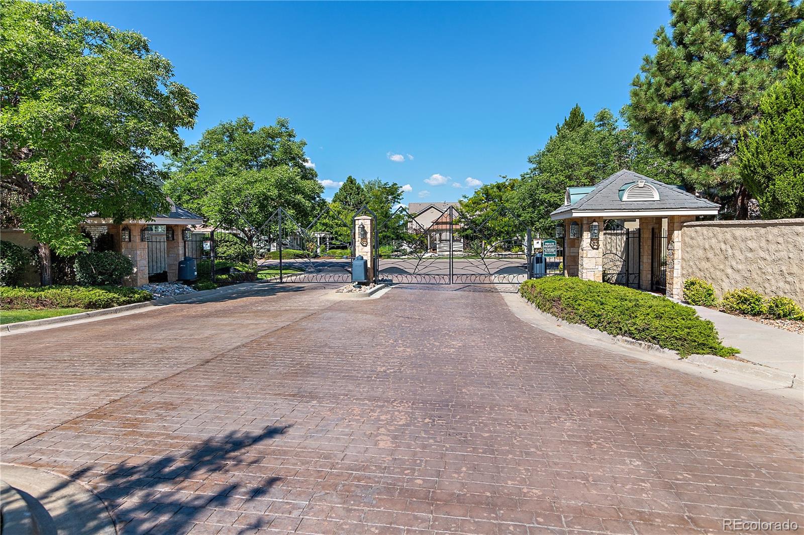 MLS Image #2 for 4545 s monaco street,denver, Colorado