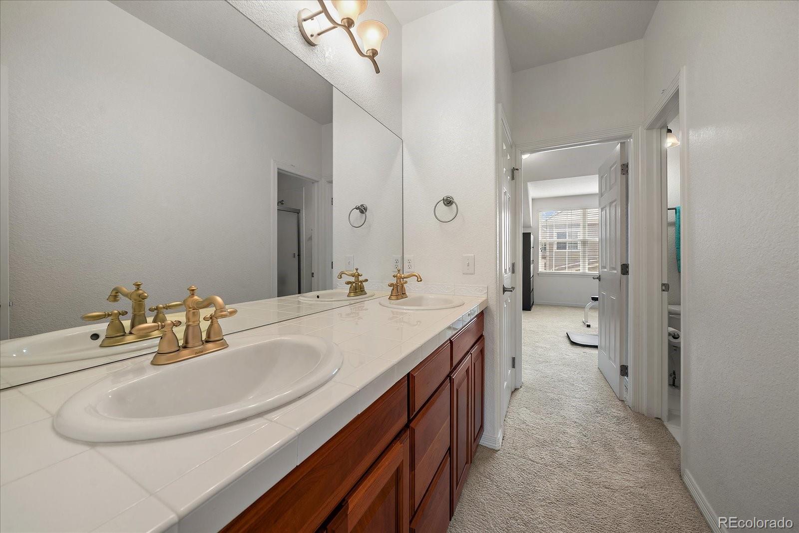 MLS Image #22 for 4545 s monaco street,denver, Colorado