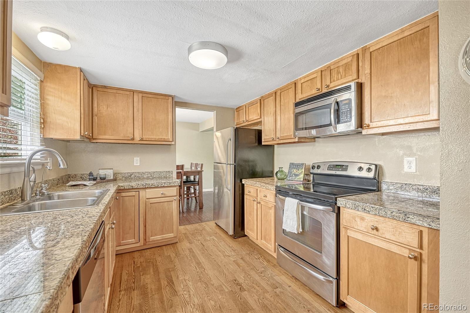 MLS Image #11 for 2066 s pagosa street,aurora, Colorado