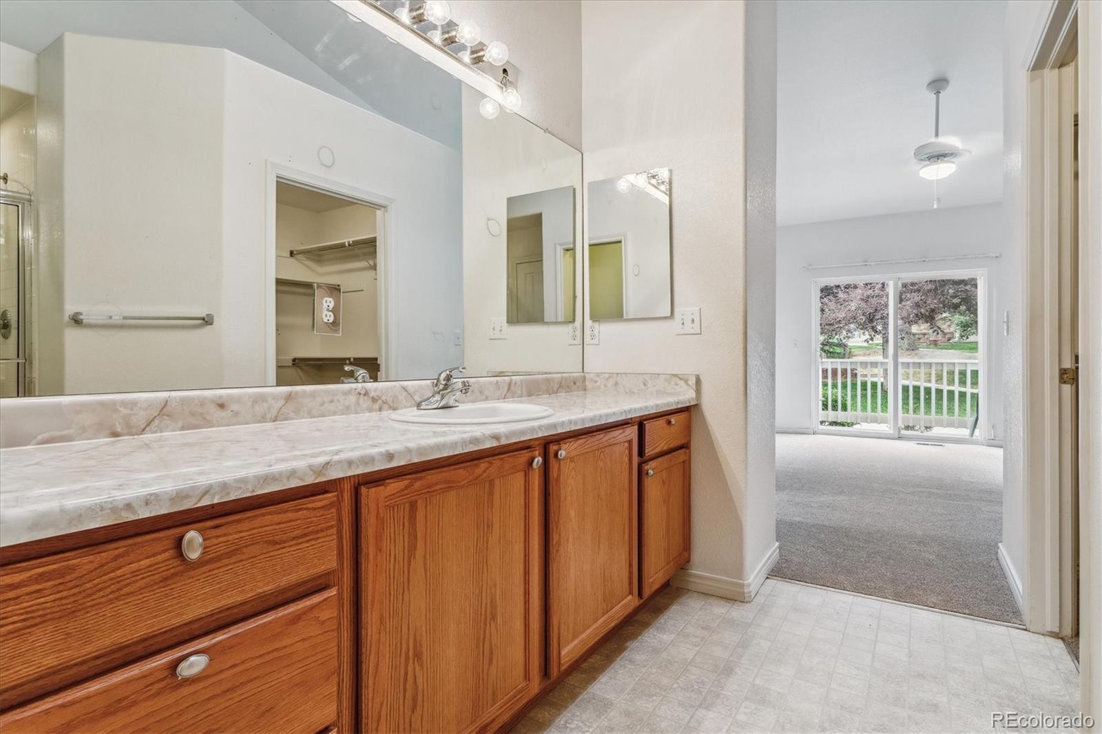 MLS Image #16 for 3022 s waco court,aurora, Colorado