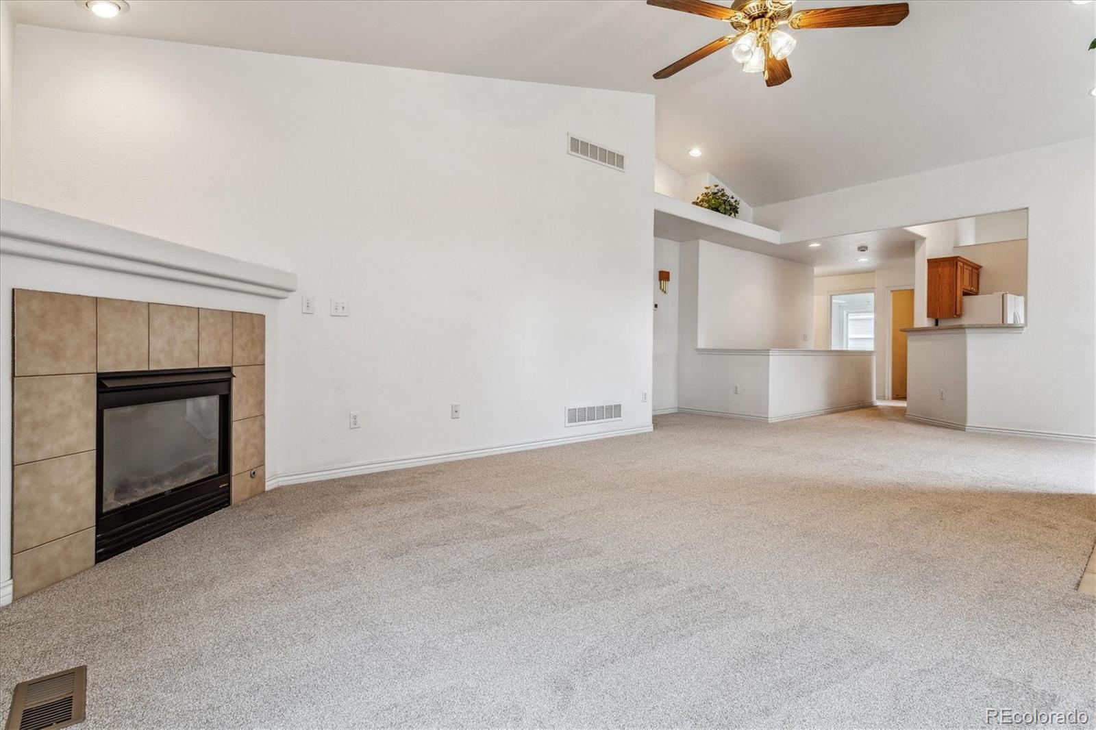 MLS Image #5 for 3022 s waco court,aurora, Colorado