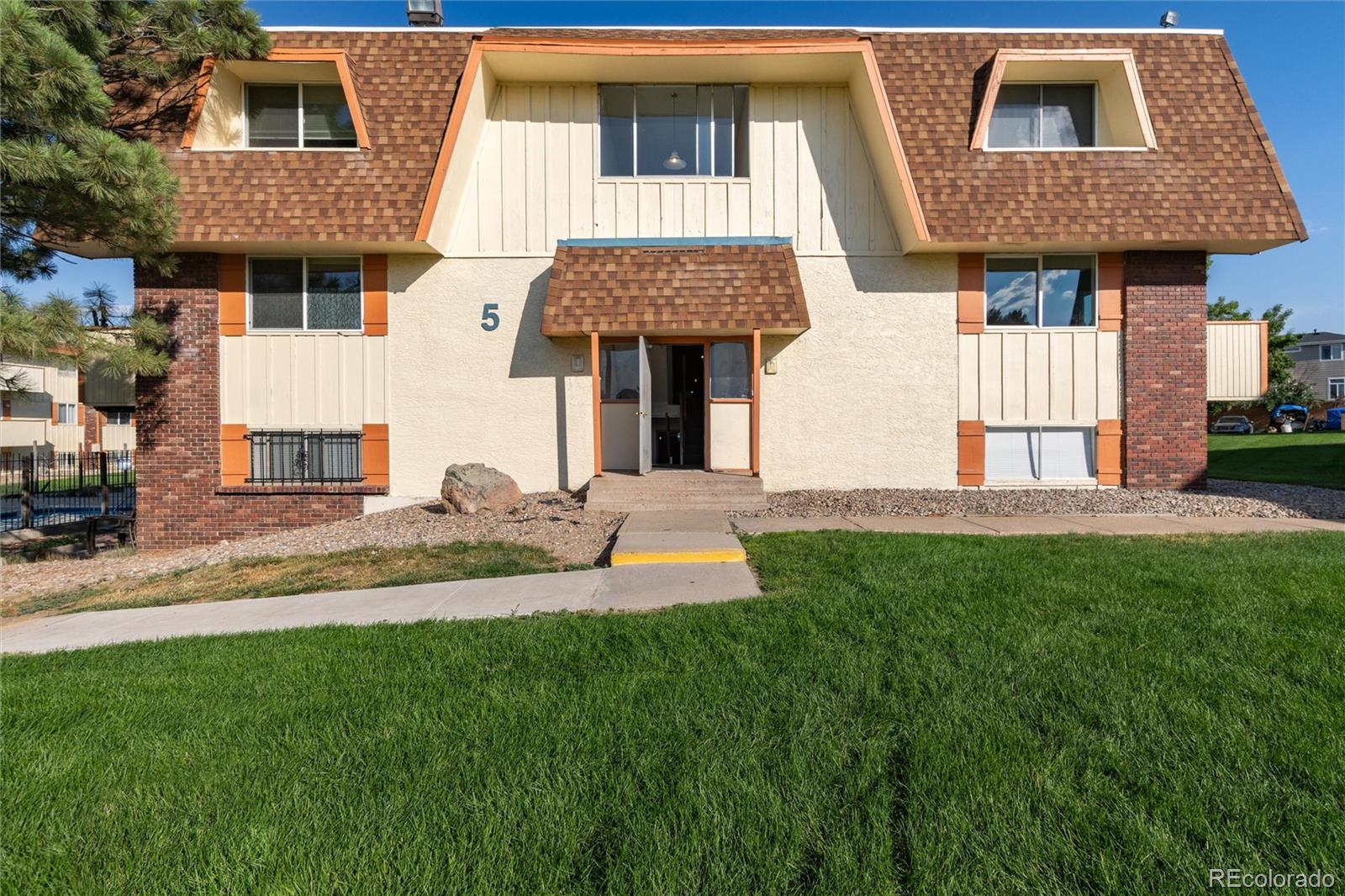 MLS Image #28 for 10211  ura lane,thornton, Colorado