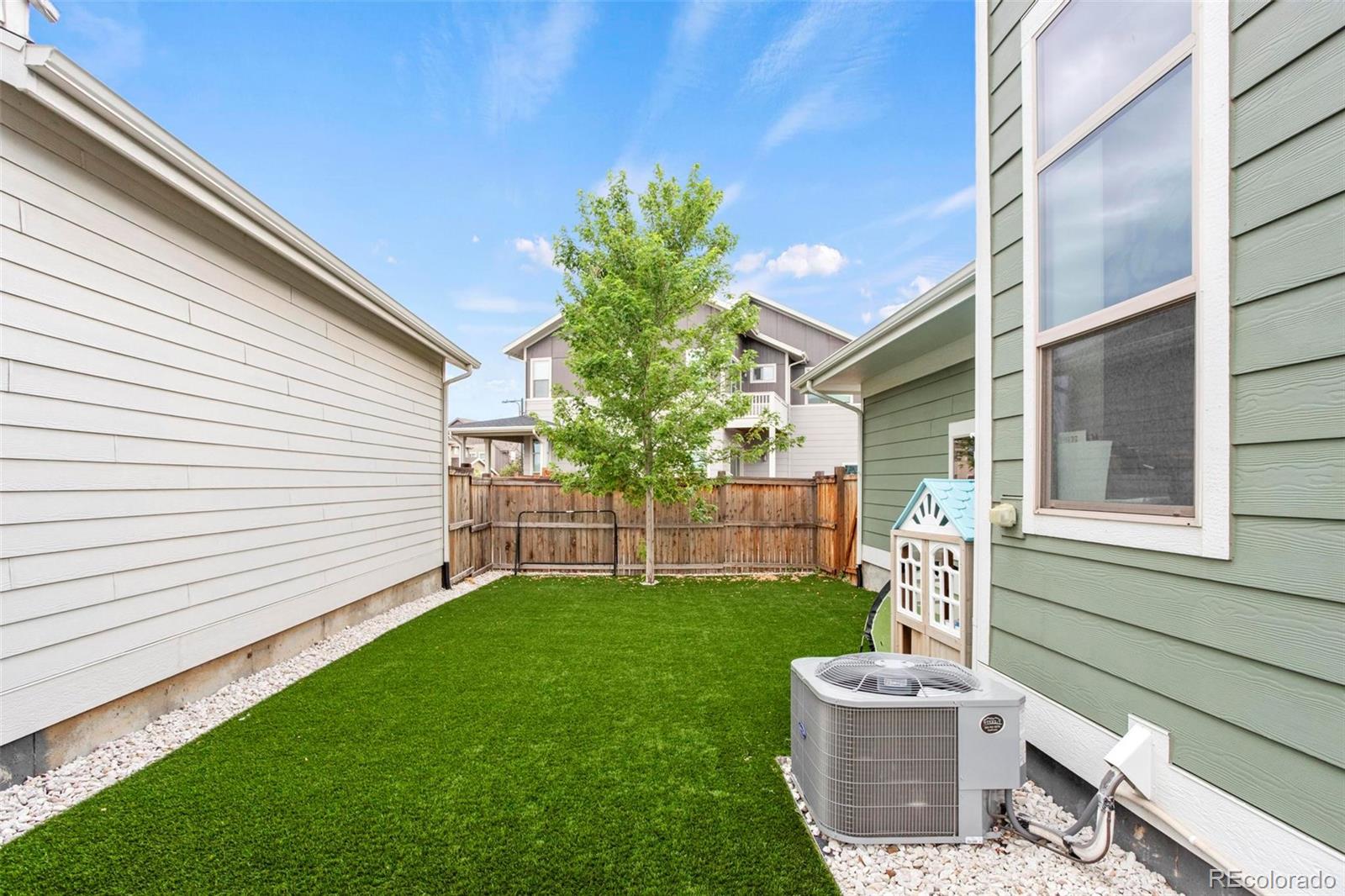 MLS Image #15 for 5925  hanover street,denver, Colorado