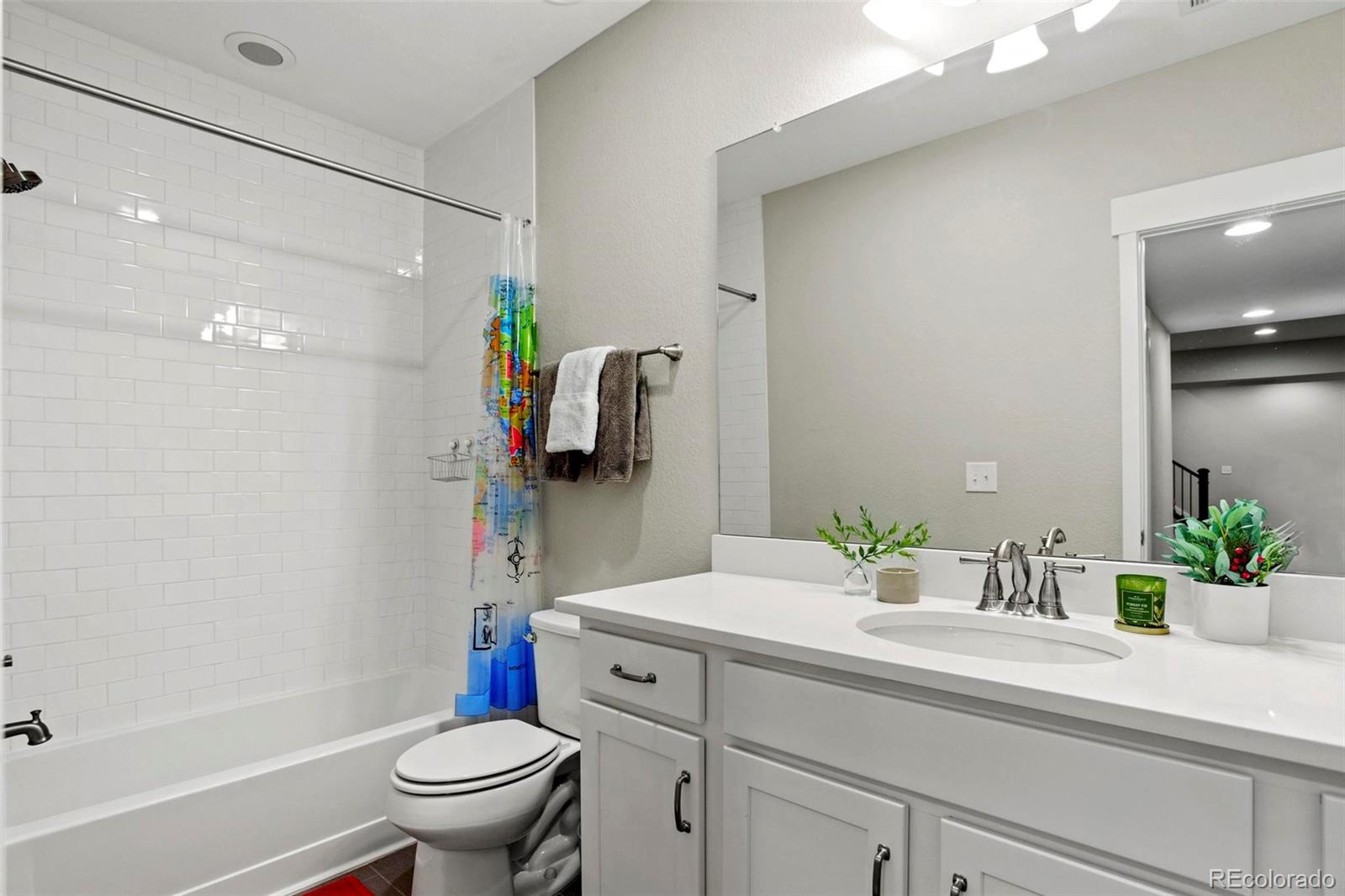 MLS Image #27 for 5925  hanover street,denver, Colorado