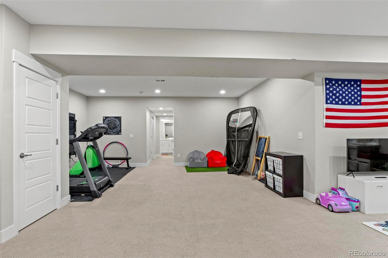 MLS Image #29 for 5925  hanover street,denver, Colorado