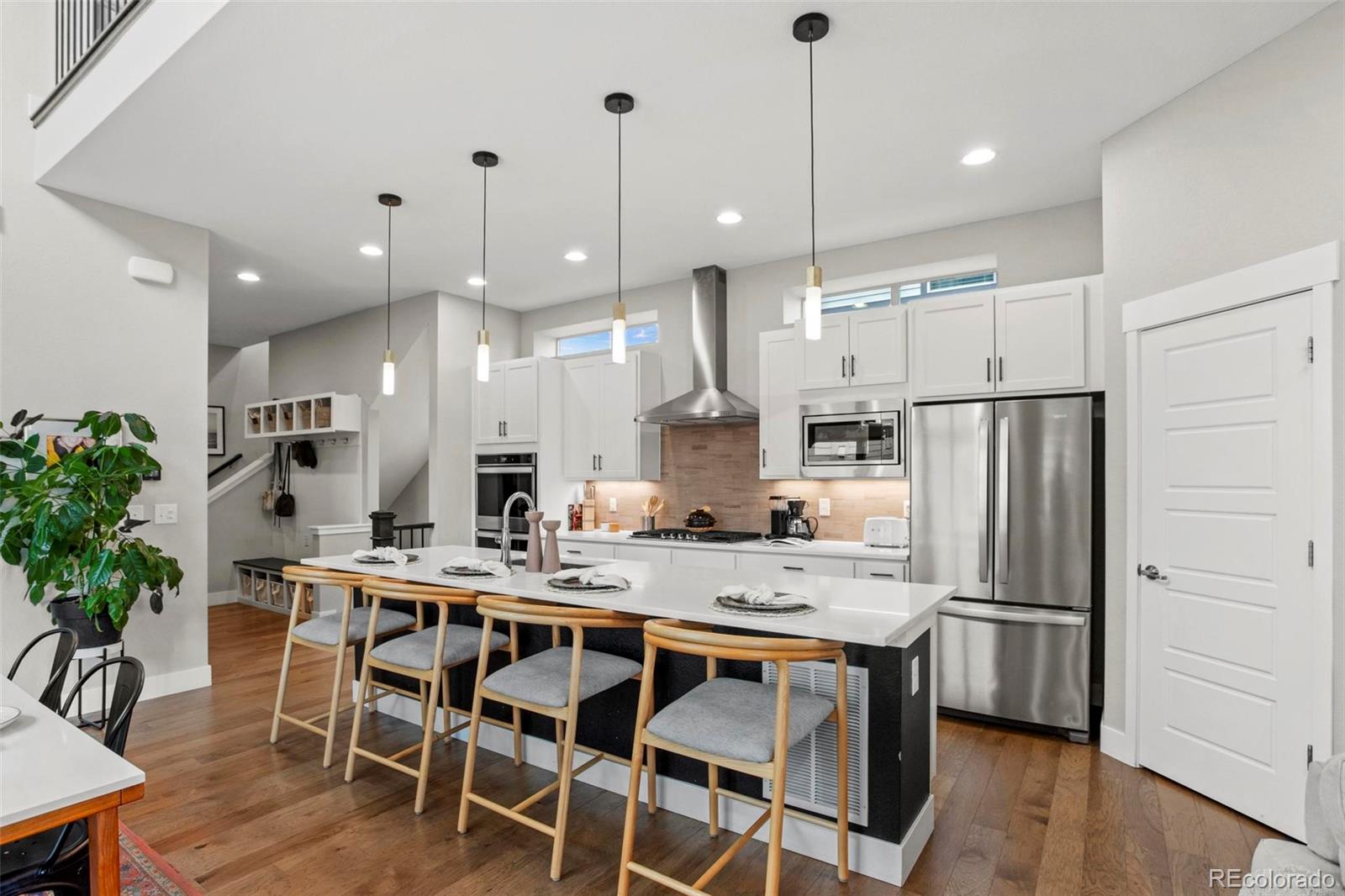 MLS Image #5 for 5925  hanover street,denver, Colorado