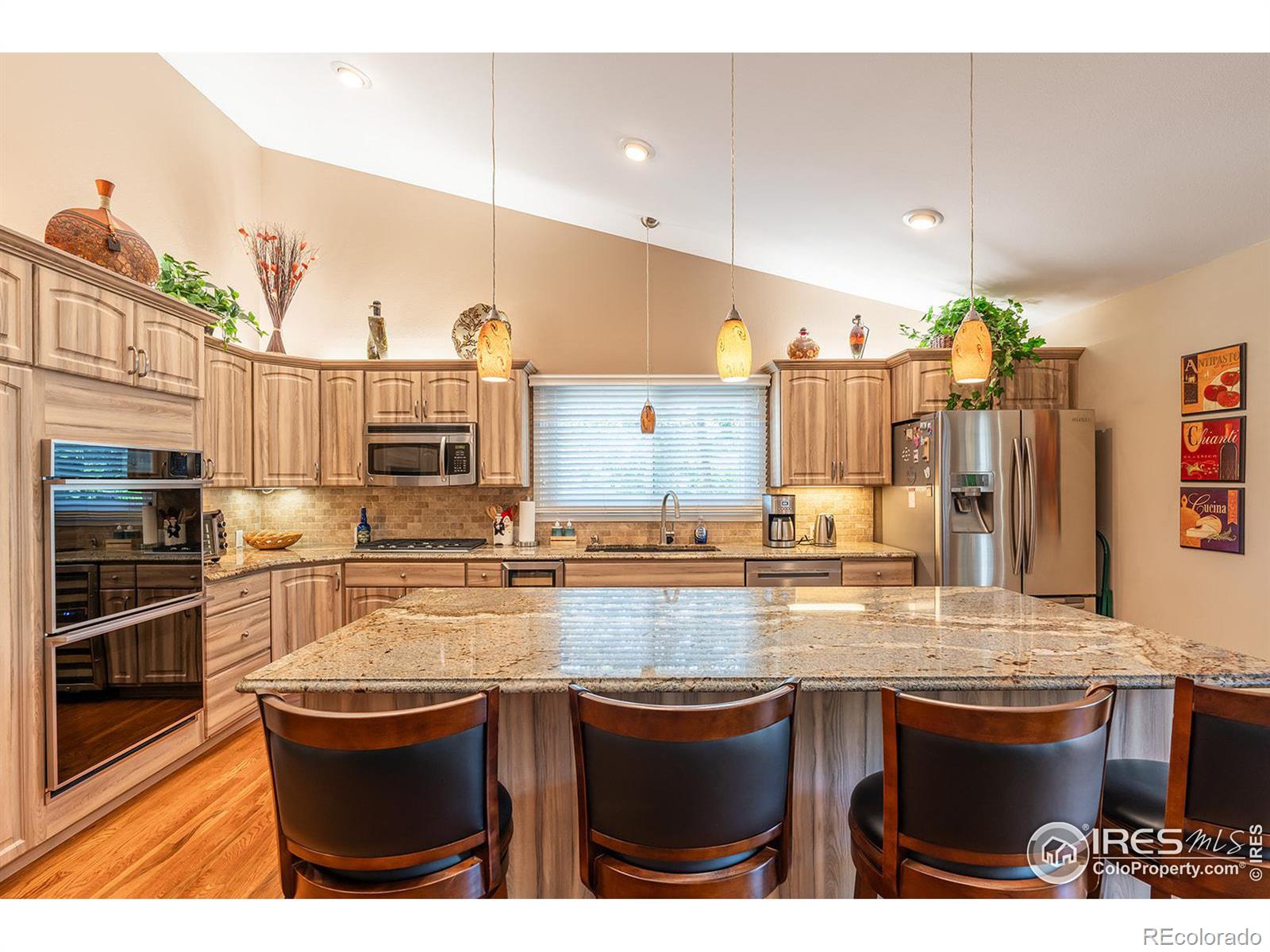 MLS Image #3 for 834  hays circle,longmont, Colorado