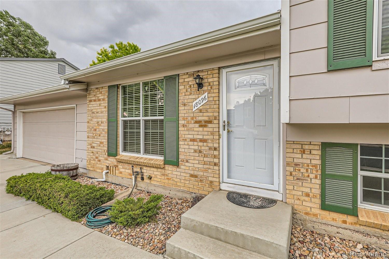 MLS Image #3 for 18096 e iowa drive,aurora, Colorado