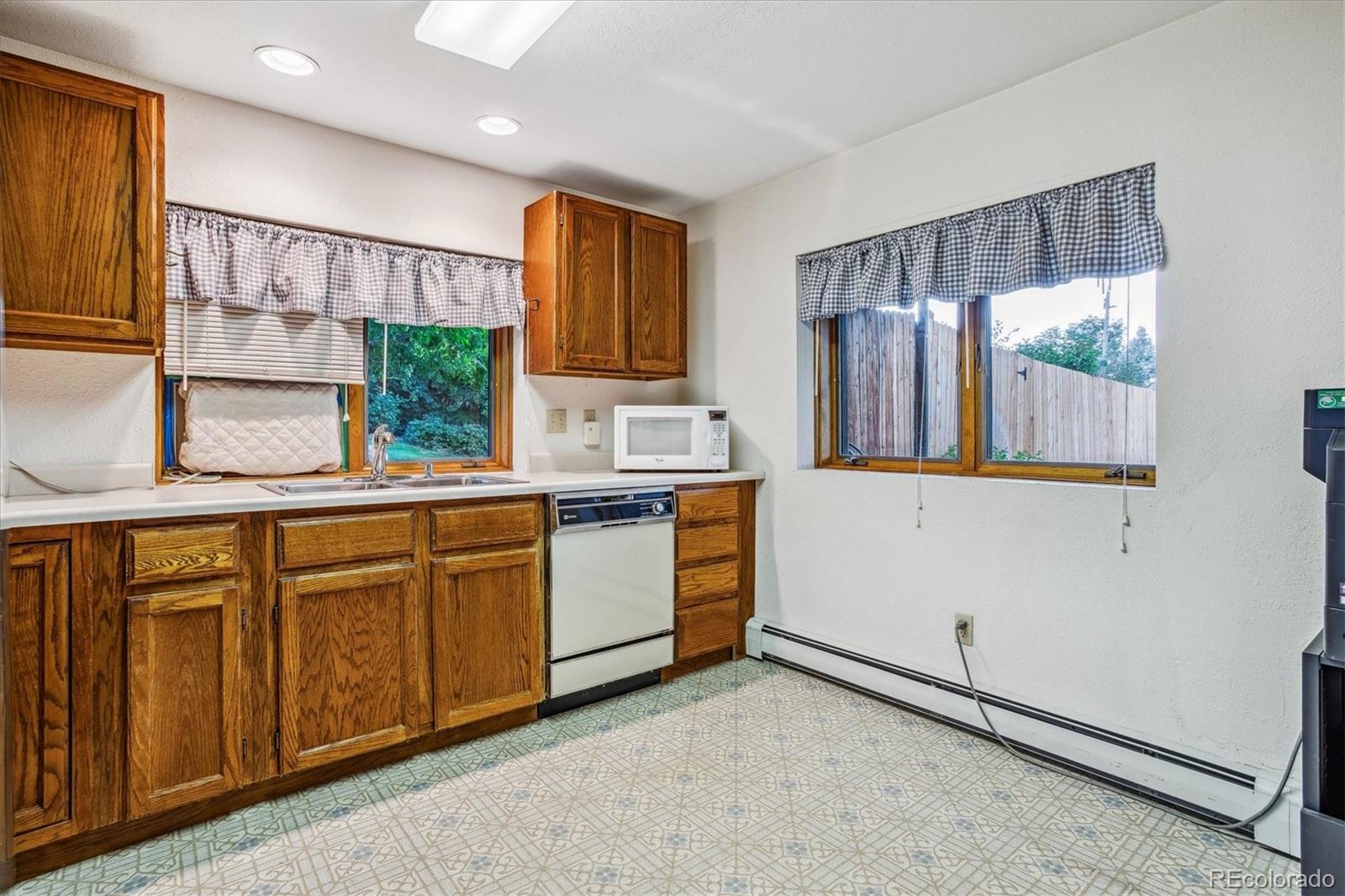 MLS Image #27 for 8326 s carr street,littleton, Colorado