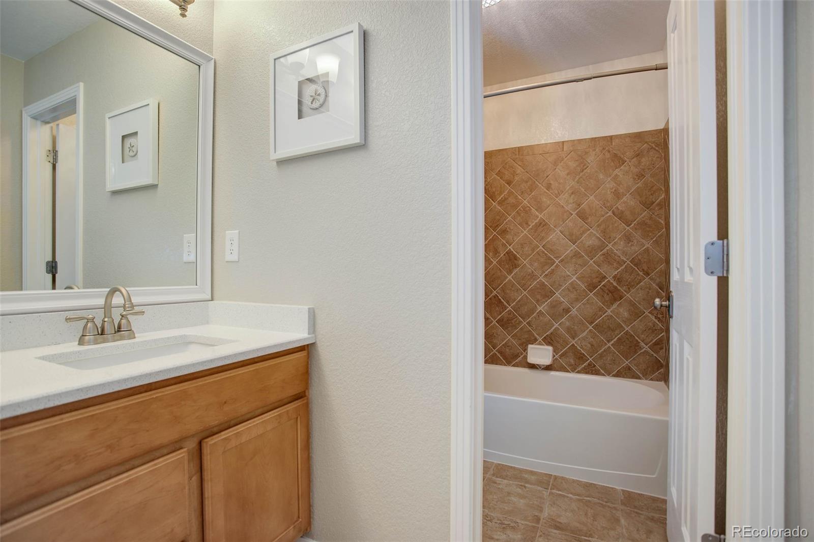 MLS Image #24 for 25337 e geddes place,aurora, Colorado