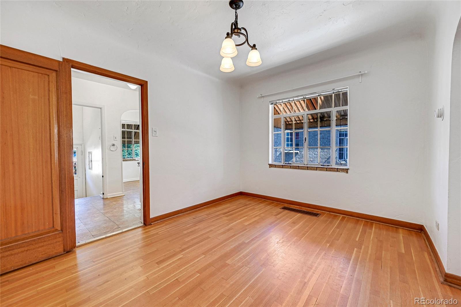 MLS Image #14 for 1467  clermont street,denver, Colorado