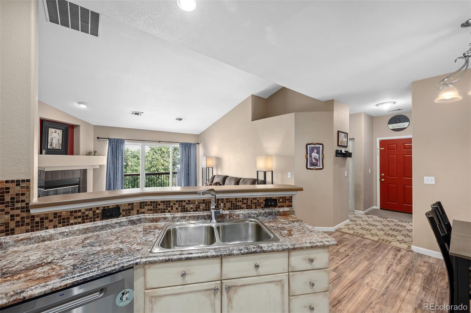 MLS Image #6 for 7355 s alkire street,littleton, Colorado