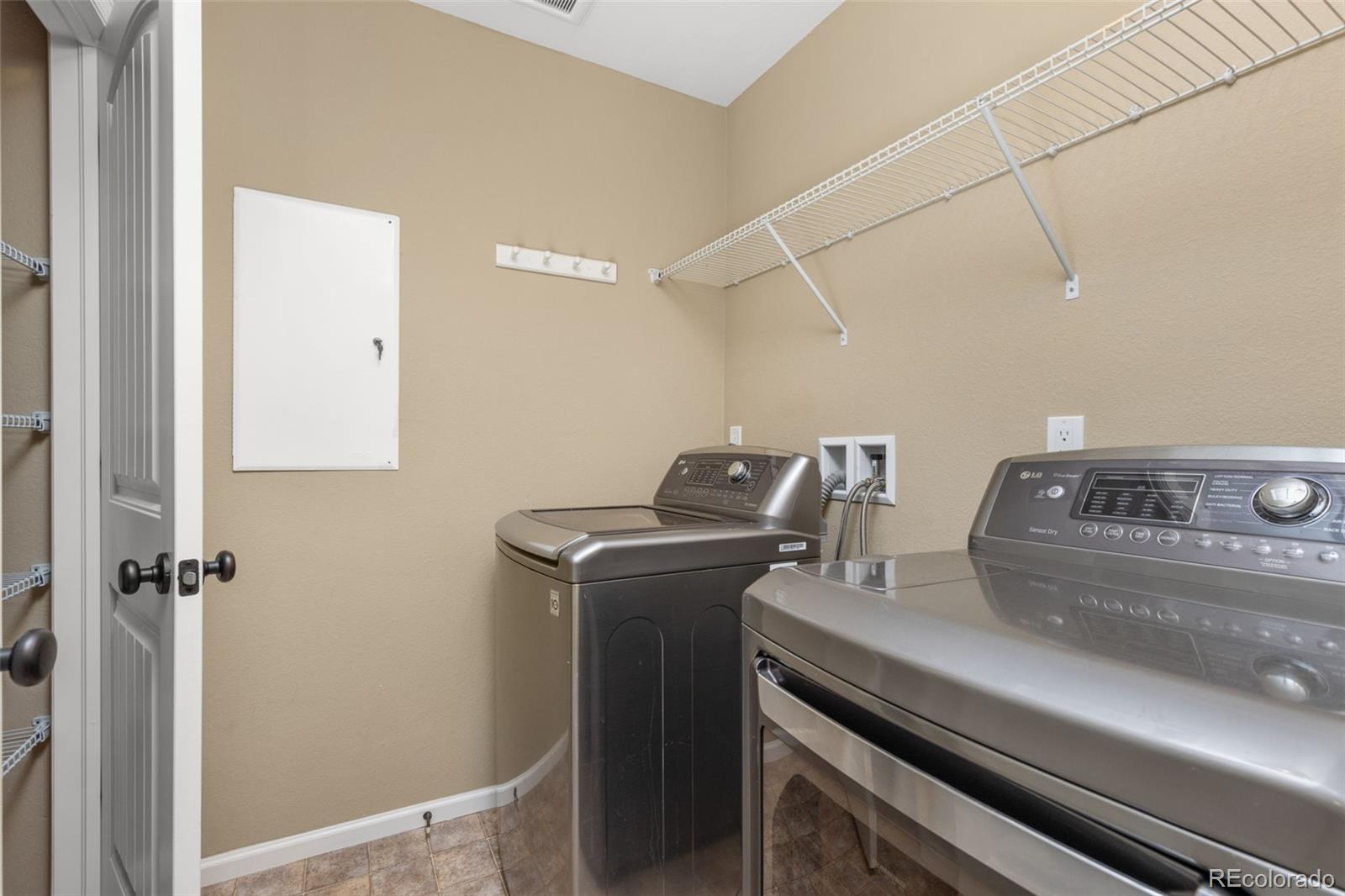 MLS Image #12 for 8037 e 53rd drive,denver, Colorado