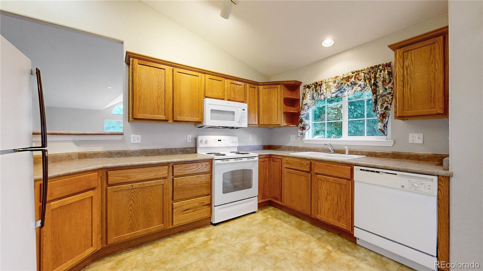 MLS Image #8 for 18174 e cornell place,aurora, Colorado