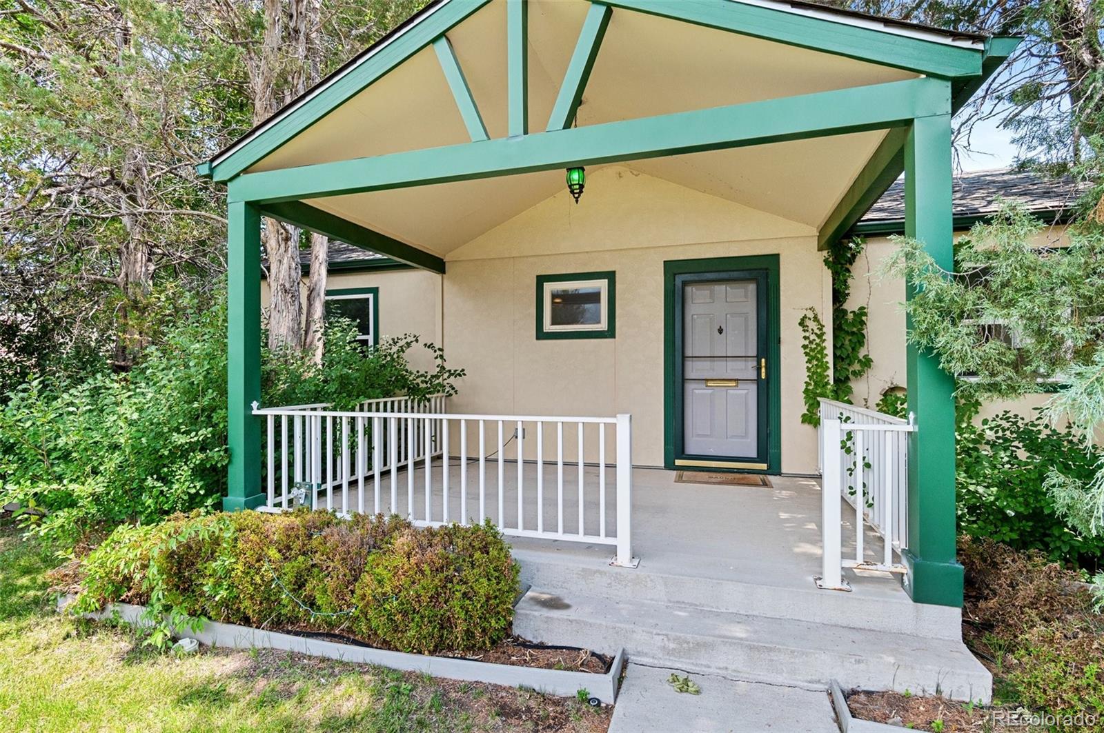 MLS Image #21 for 2928 s bellaire street,denver, Colorado