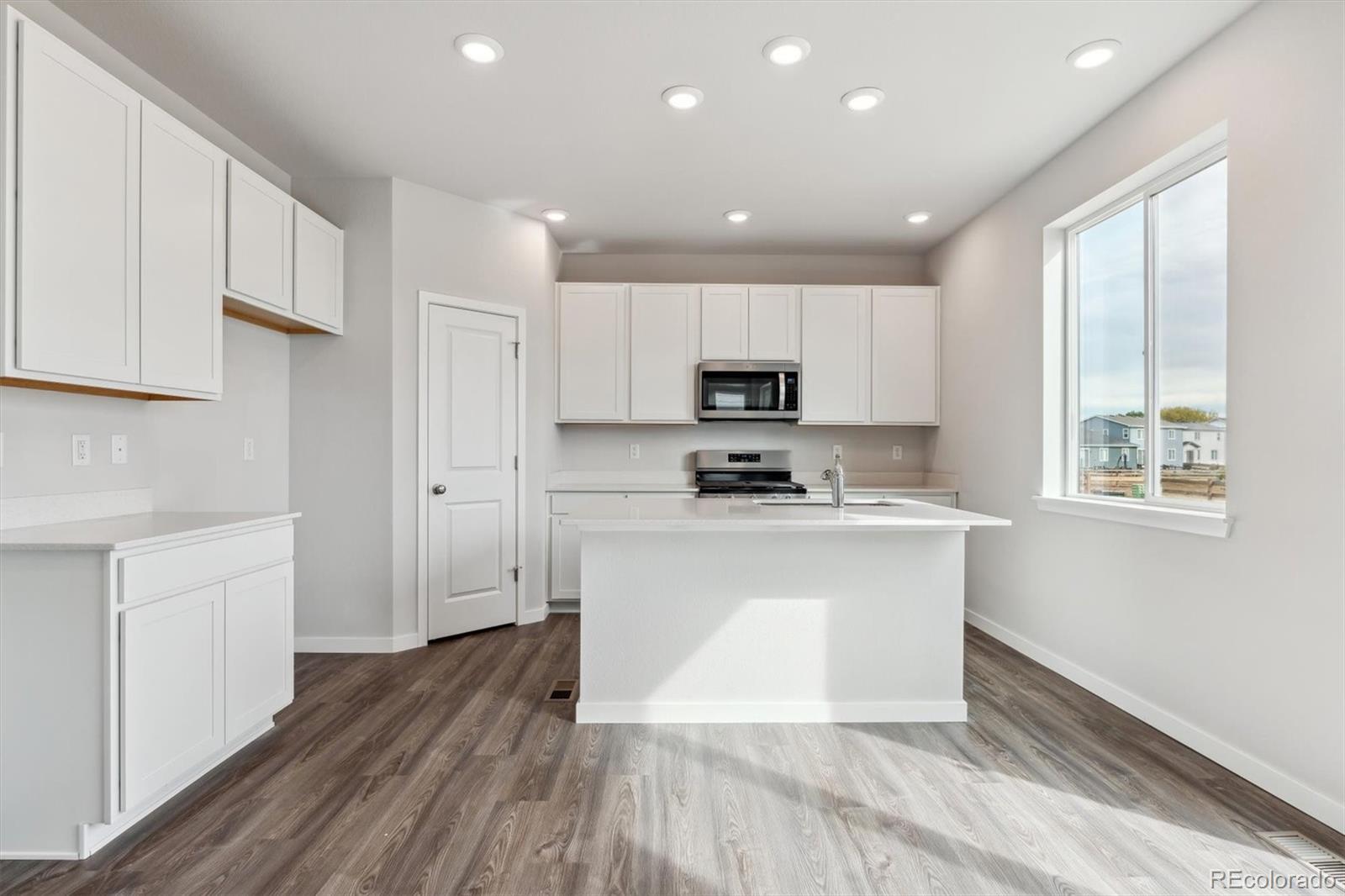 MLS Image #11 for 5758  ranch street,mead, Colorado