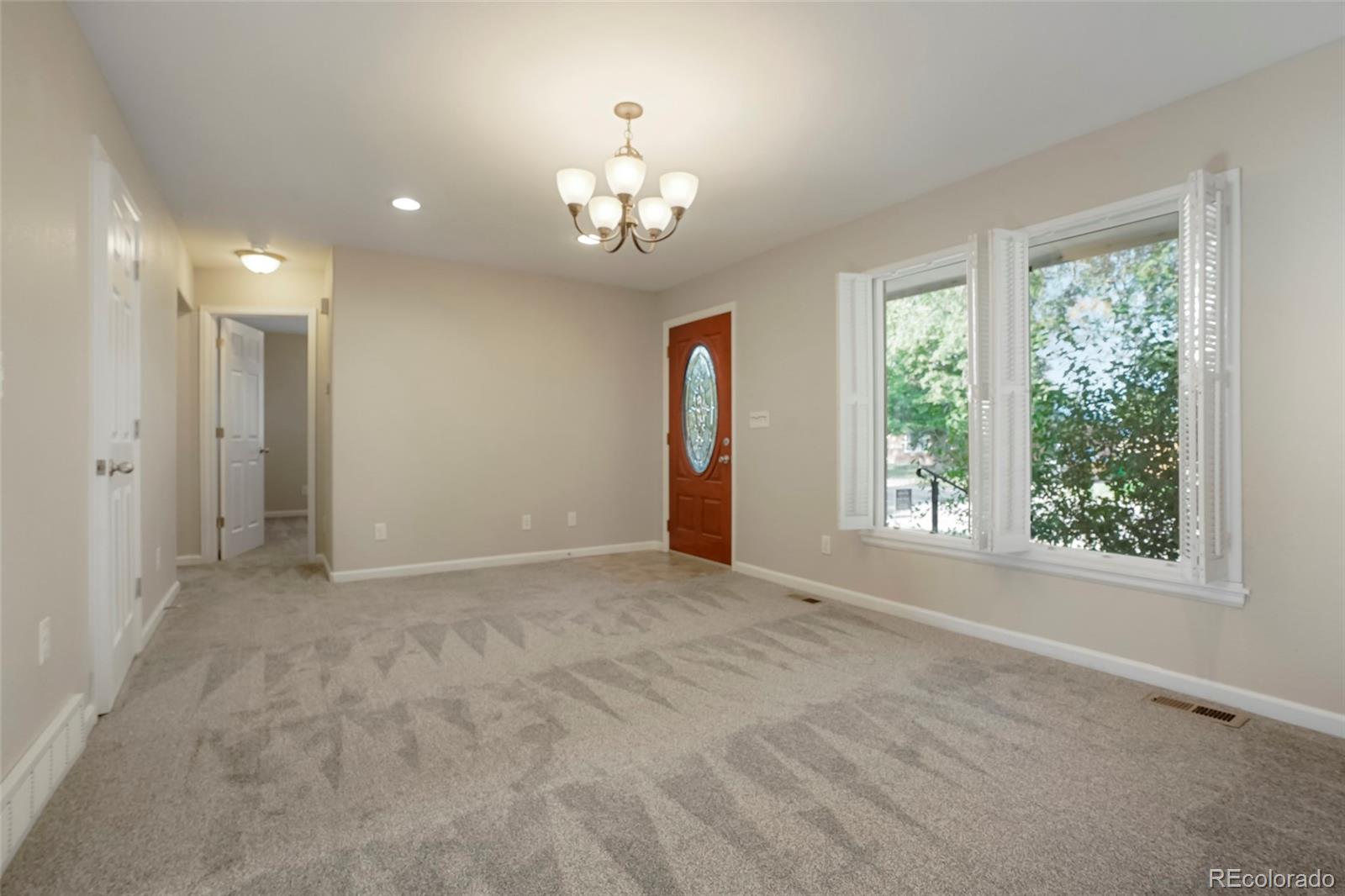 MLS Image #4 for 7261  avrum drive,denver, Colorado