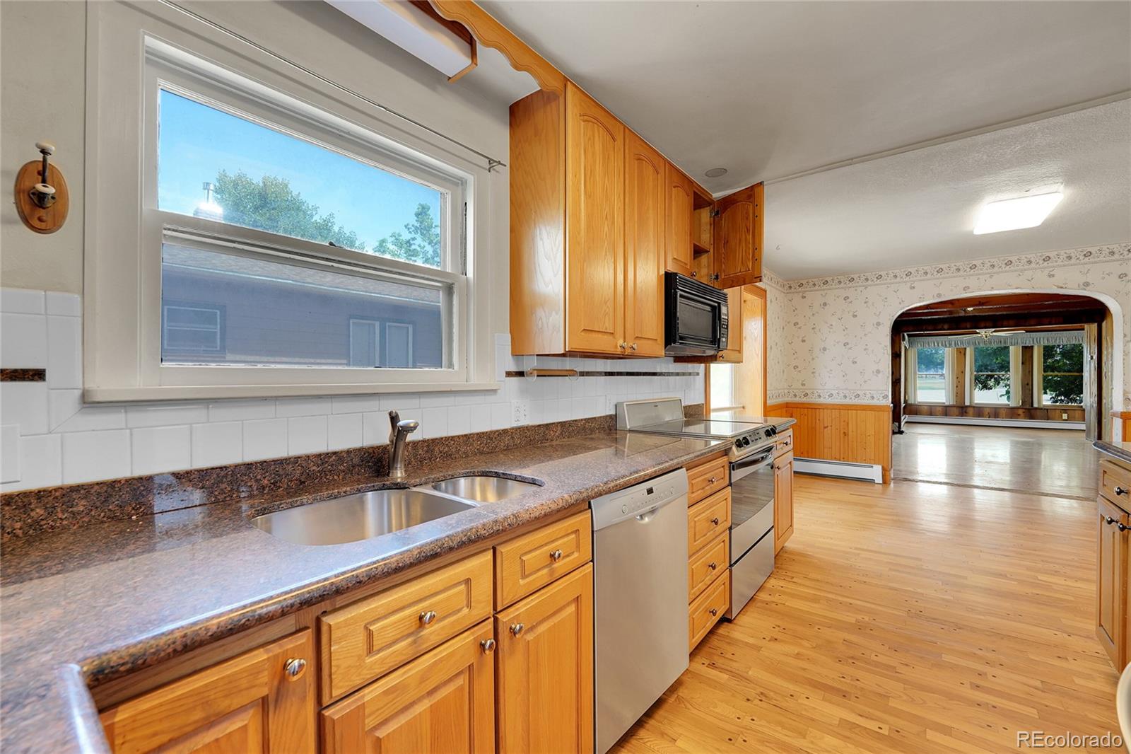 MLS Image #10 for 115  johnson street,frederick, Colorado