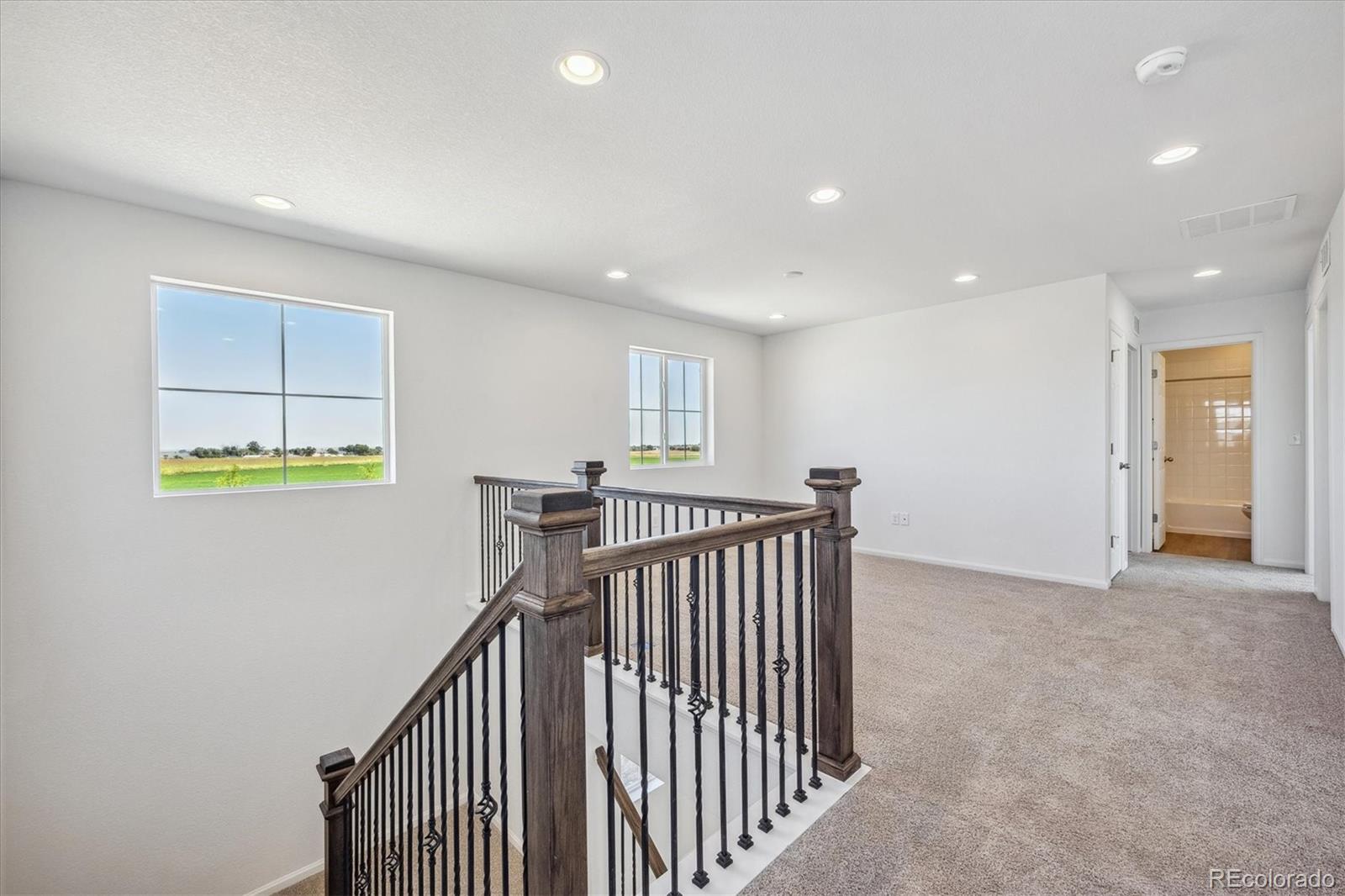 MLS Image #11 for 695  turnip place,johnstown, Colorado