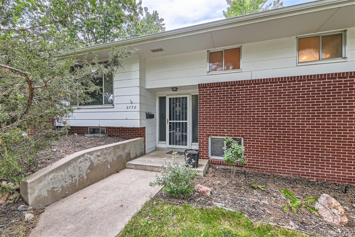 MLS Image #2 for 2772 s knoxville way,denver, Colorado