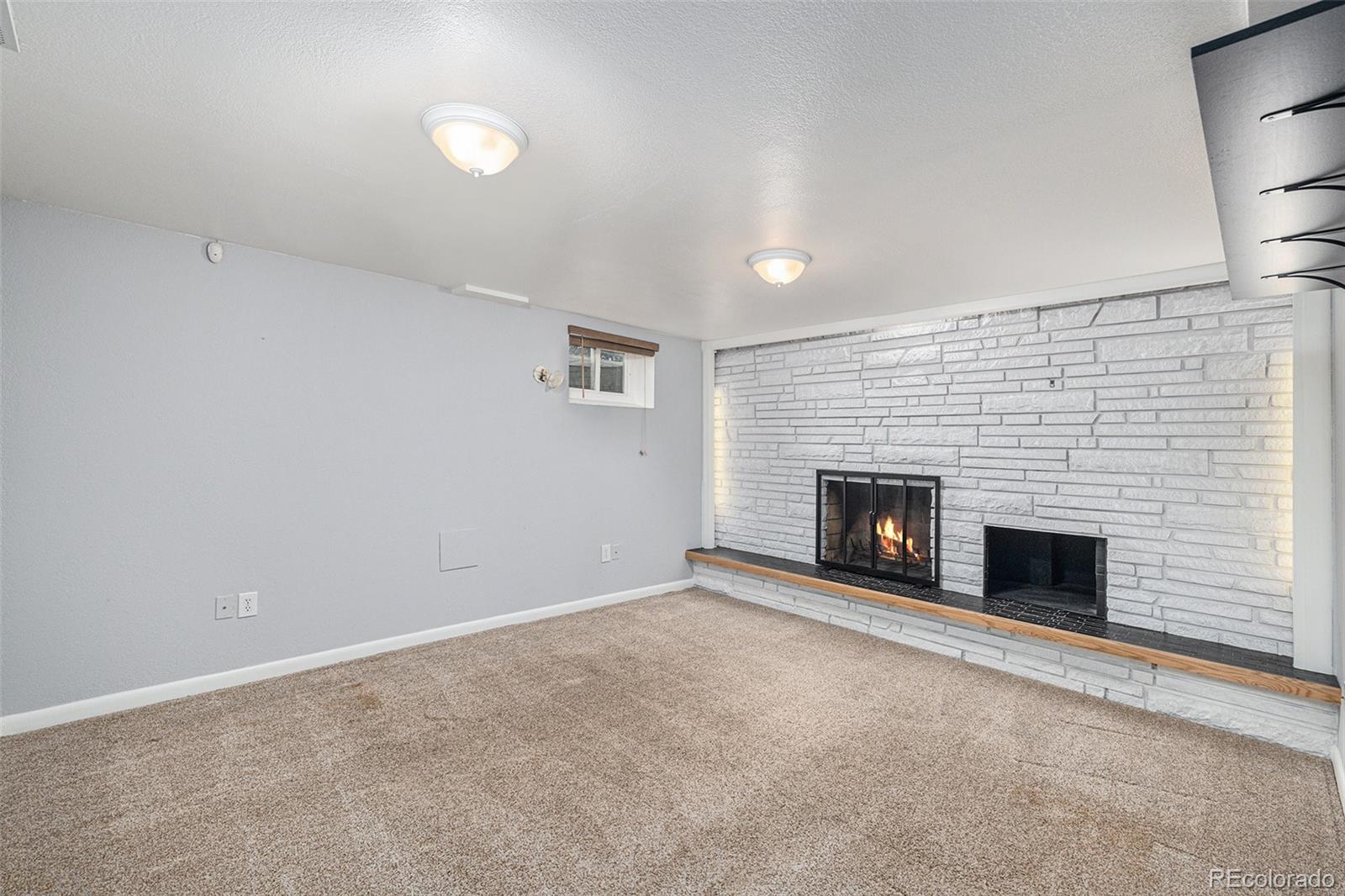 MLS Image #17 for 2920 s perry way,denver, Colorado