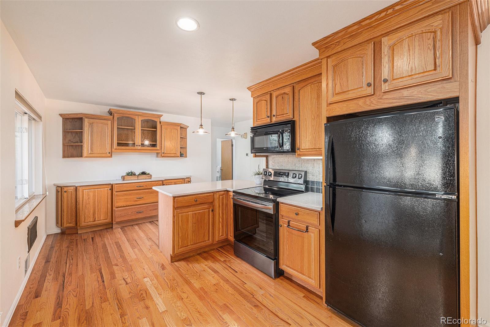 MLS Image #9 for 2920 s perry way,denver, Colorado