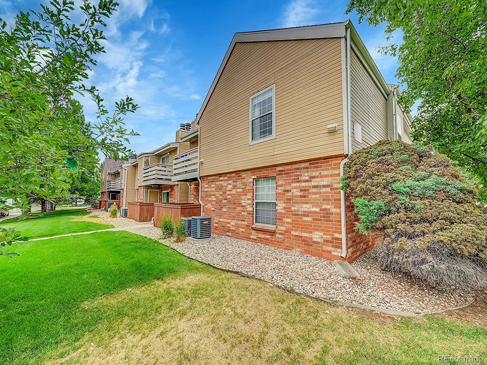 MLS Image #3 for 3340 s ammons street 208,lakewood, Colorado