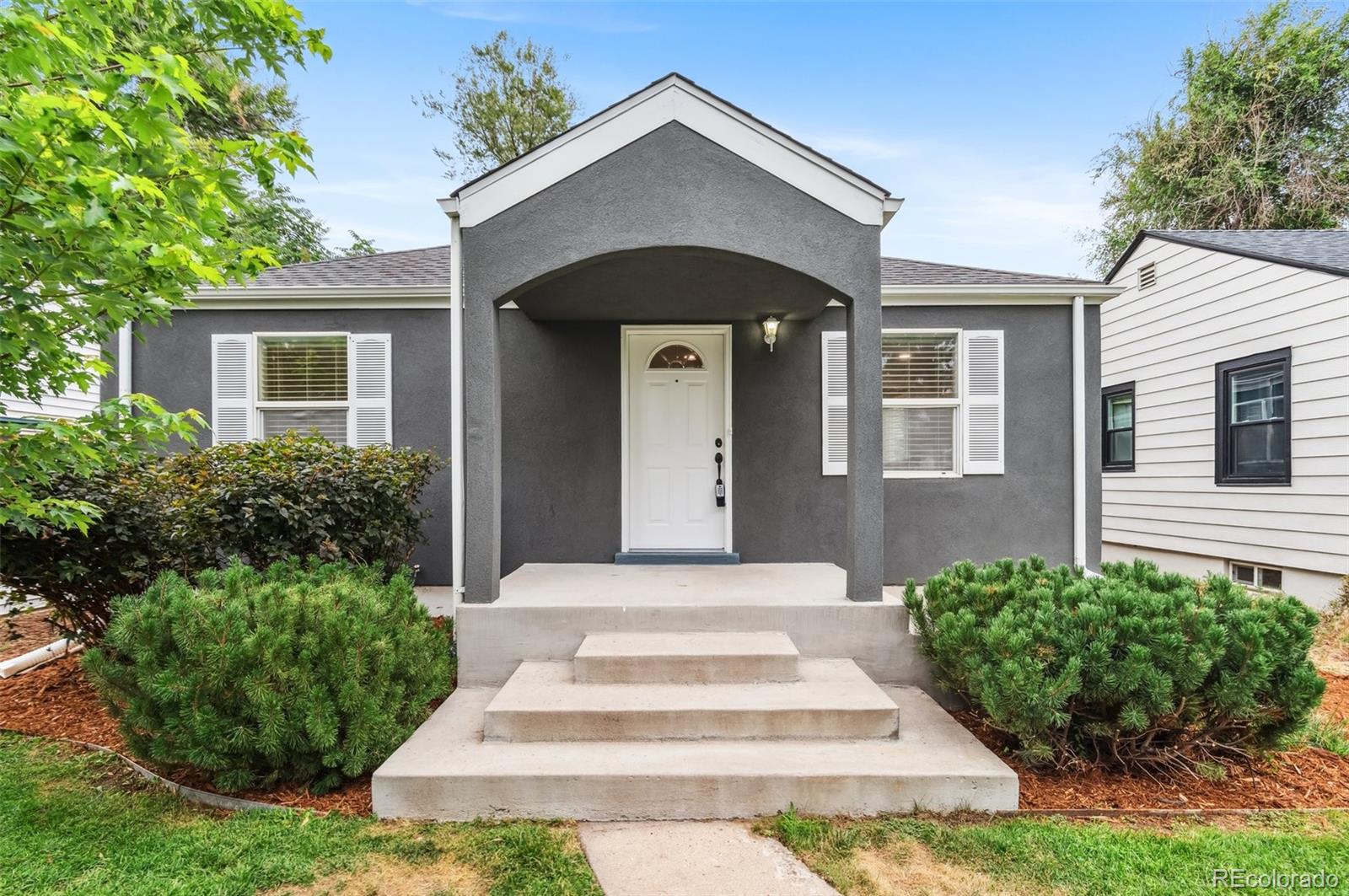 MLS Image #4 for 2576 s humboldt street,denver, Colorado