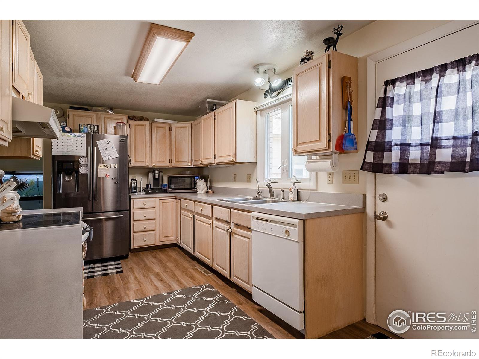 MLS Image #8 for 802  fremont avenue,akron, Colorado