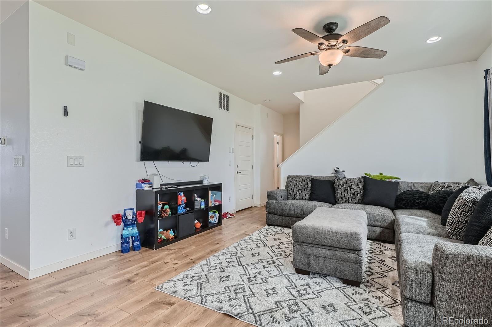 MLS Image #5 for 17276 e 108th place,commerce city, Colorado