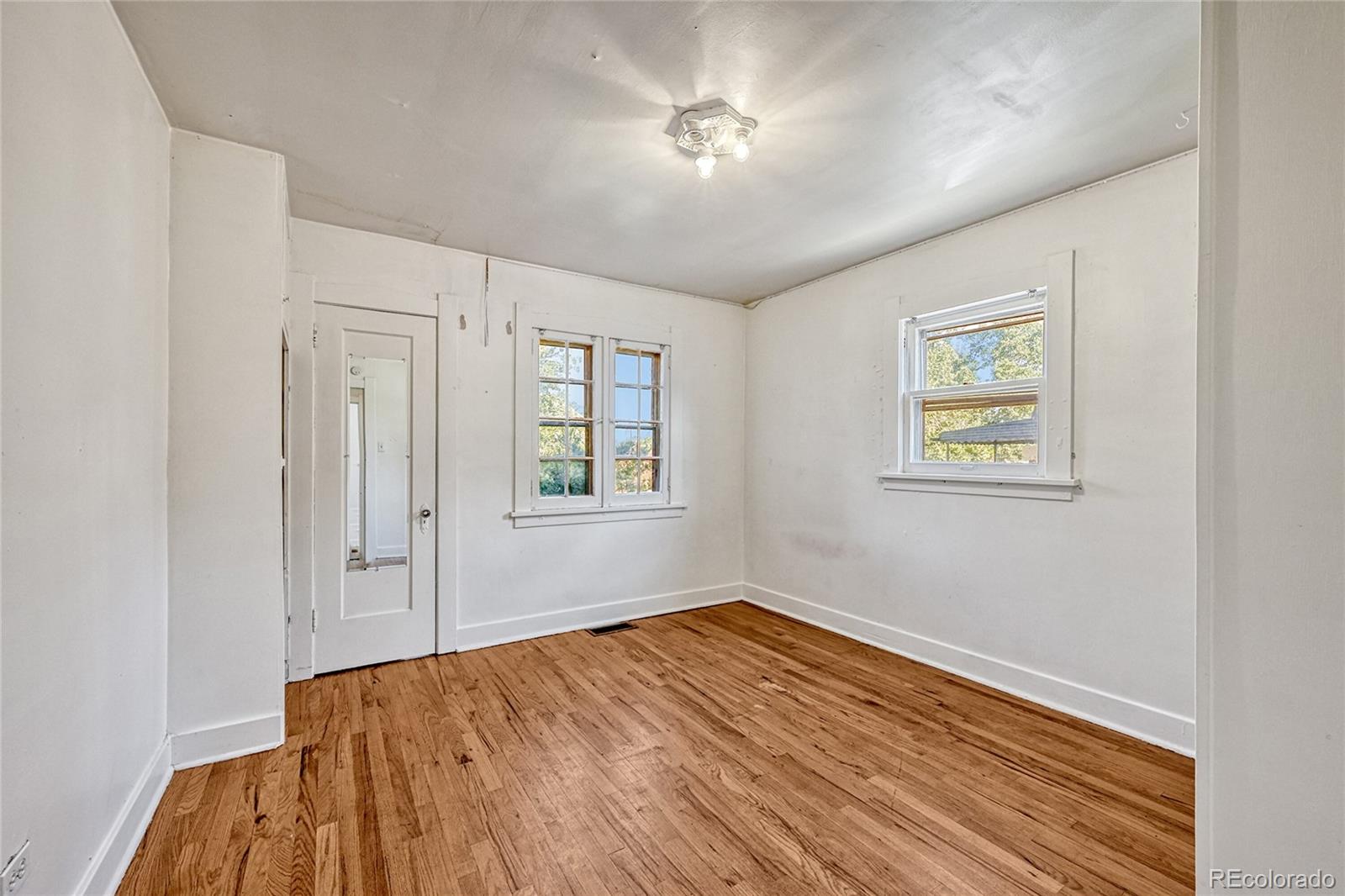 MLS Image #13 for 1462  hudson street,denver, Colorado