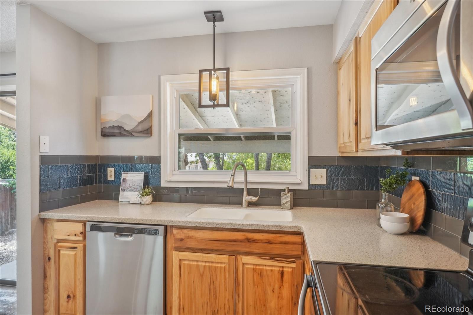 MLS Image #12 for 16096 e oxford drive,aurora, Colorado