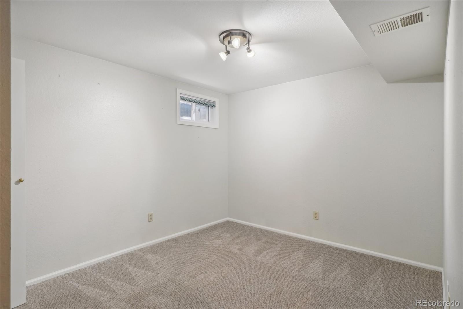 MLS Image #29 for 16096 e oxford drive,aurora, Colorado