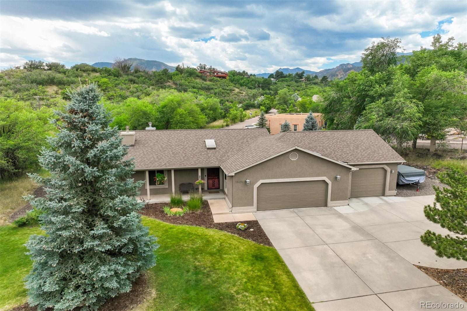 MLS Image #2 for 1825  parkview boulevard,colorado springs, Colorado