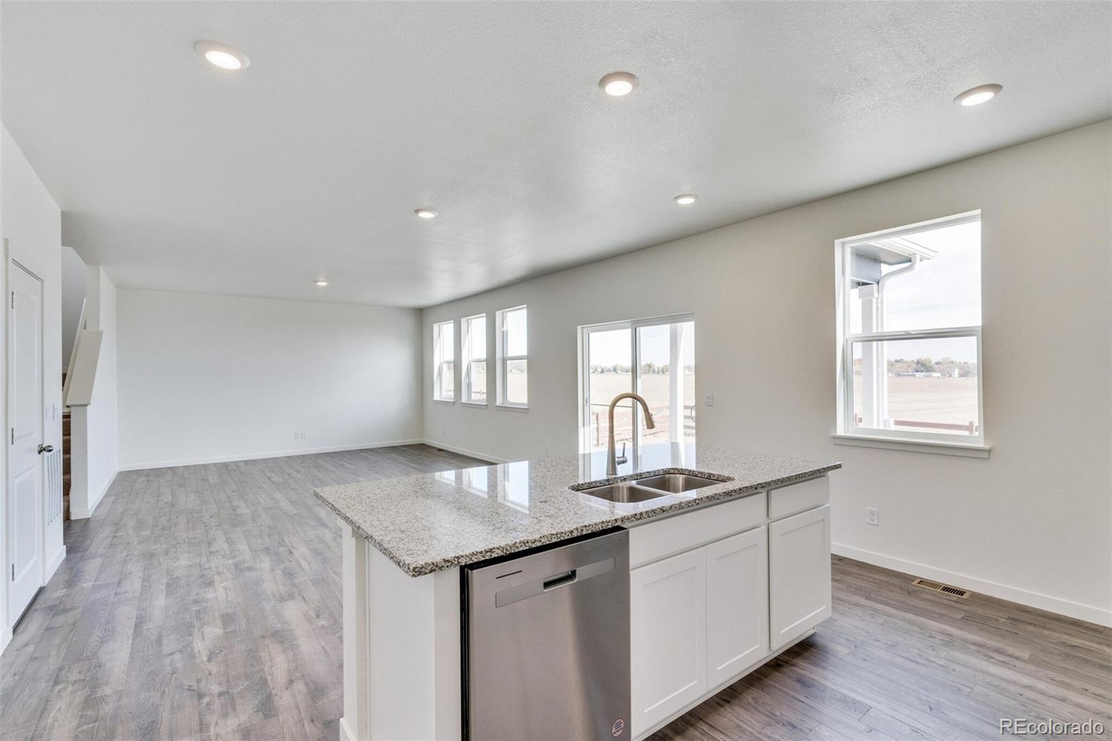 MLS Image #13 for 373  bluebird road,johnstown, Colorado