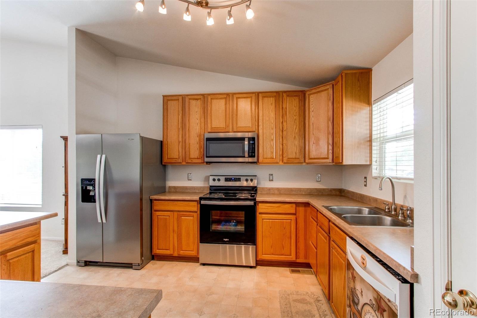 MLS Image #10 for 332  mt lindsey street,brighton, Colorado