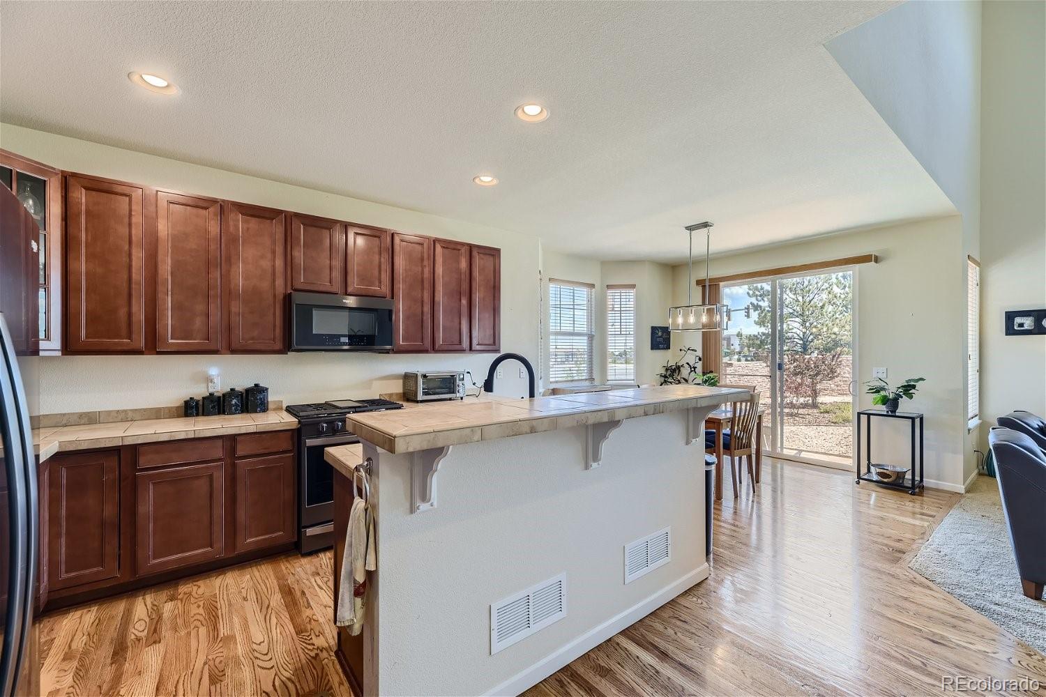 MLS Image #7 for 25191 e ottawa drive,aurora, Colorado